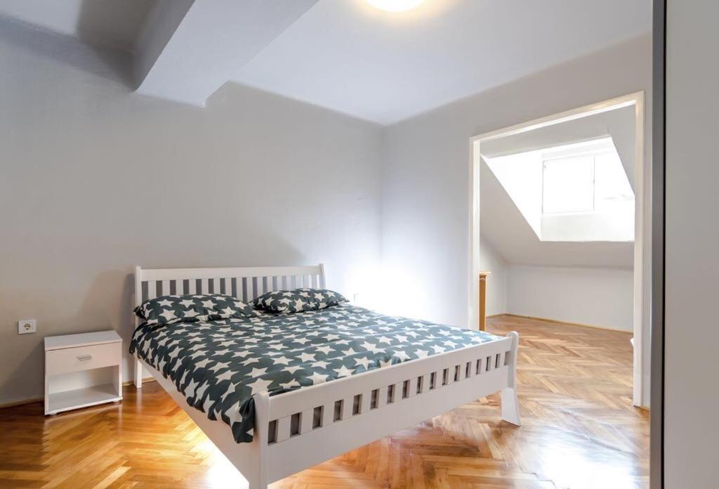 Klarina Beach Apartment Split Buitenkant foto